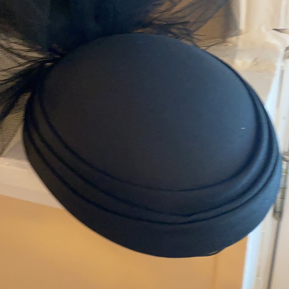 Women’s Pillbox Style Hat Black With Mesh Overlay - image 3